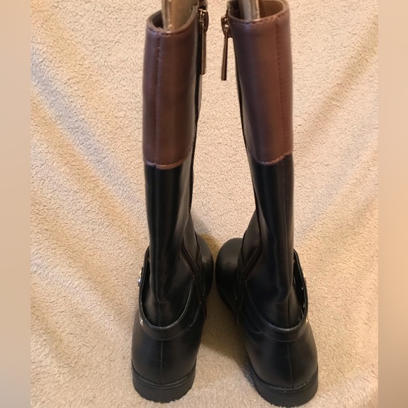 Michael Kors Girls Two Tone Boots - Picture 3 of 6